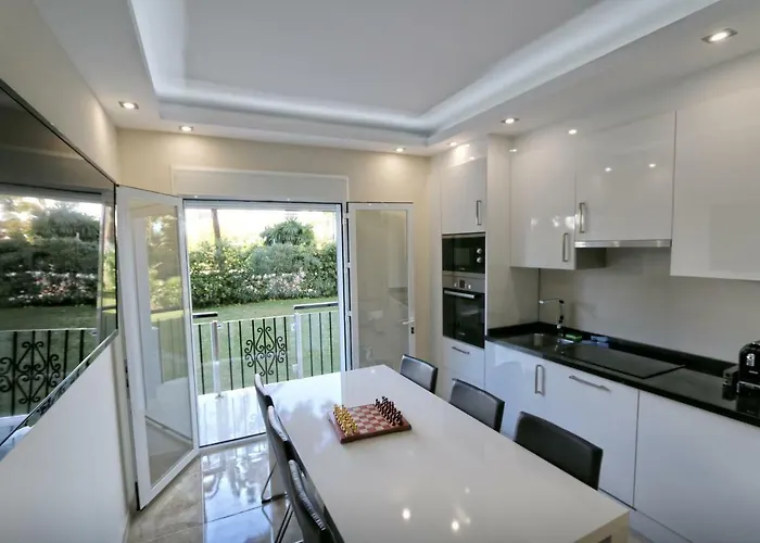 Apartmán - 3br Beachfront Complex, Puerto Banus